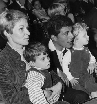 Kathryn Diebel with her husband Frankie Avalon and children attending the Dobritch International Circus
